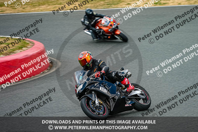 enduro digital images;event digital images;eventdigitalimages;mallory park;mallory park photographs;mallory park trackday;mallory park trackday photographs;no limits trackdays;peter wileman photography;racing digital images;trackday digital images;trackday photos
